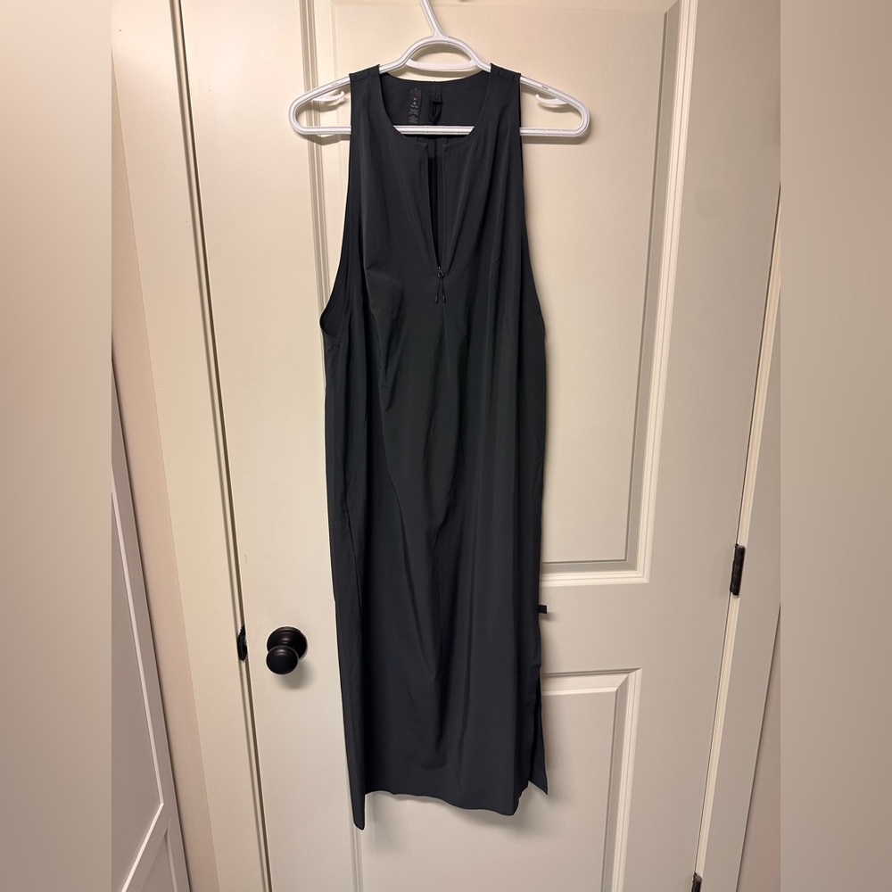lululemon athletica Black Sleeveless Midi Dress